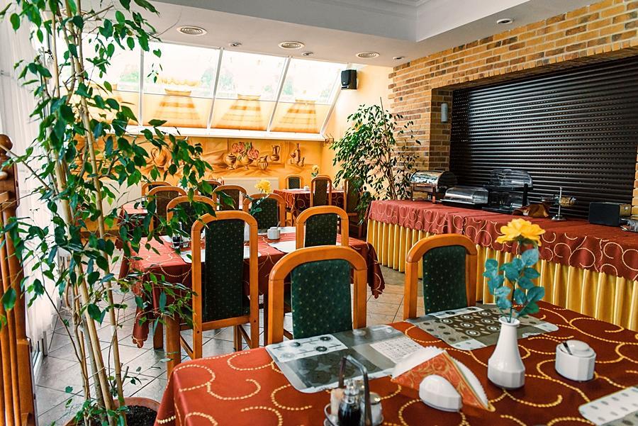 Arkadia Motel *